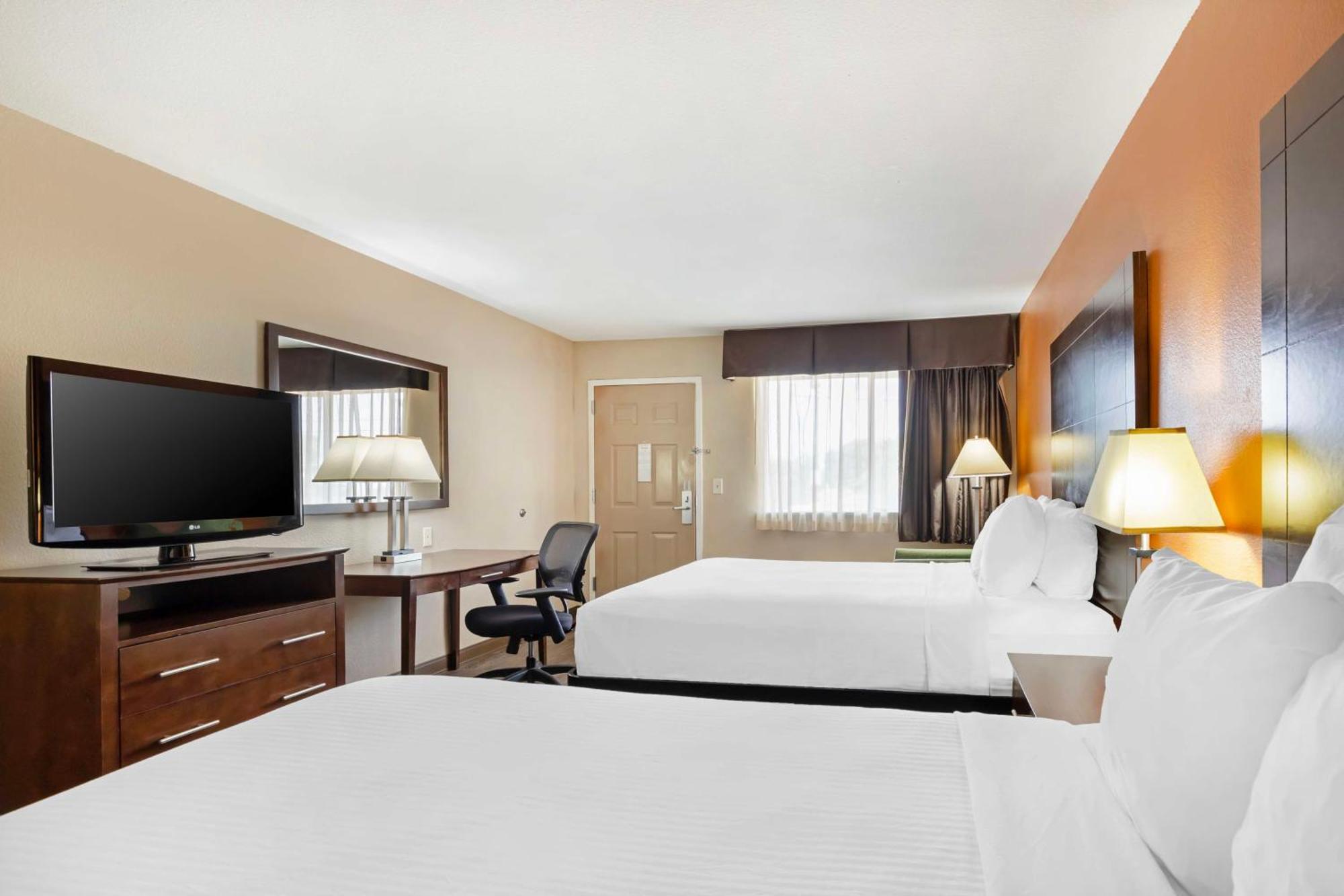 Best Western Inn & Suites New Braunfels Bagian luar foto