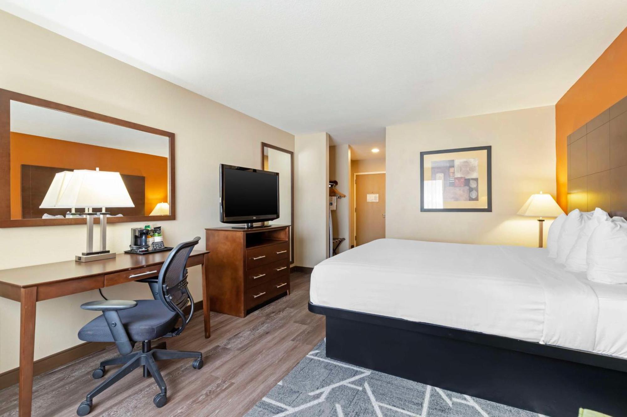Best Western Inn & Suites New Braunfels Bagian luar foto